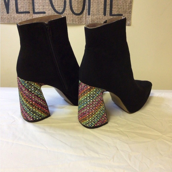 Betsey Johnson Black Heeled Boots with Geometric Heel Rhinestone - Picture 1 of 7